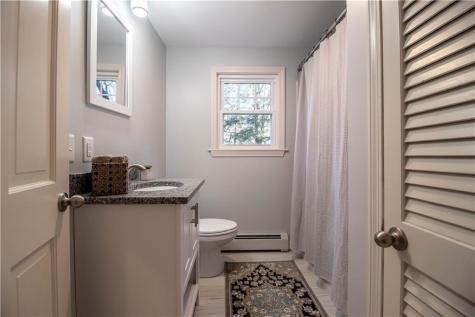 28 Payne Road York ME 03909