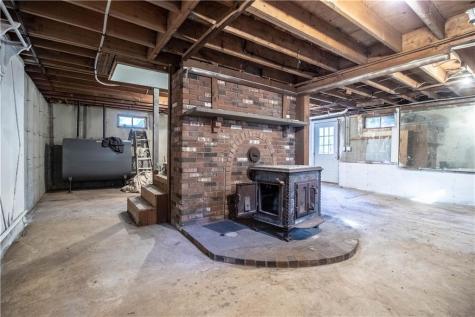 28 Payne Road York ME 03909