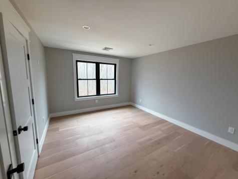 5 Red Oak Drive Falmouth ME 04105