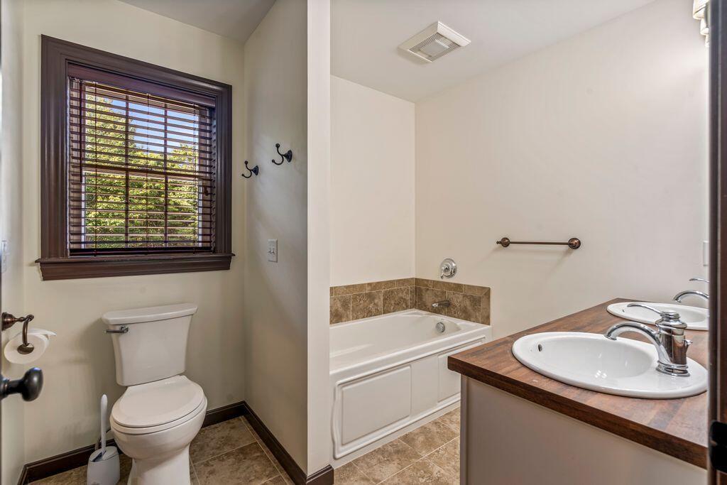 4 Dresser Road Scarborough ME 04074