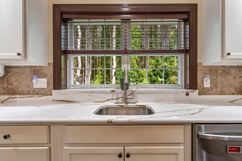 4 Dresser Road Scarborough ME 04074