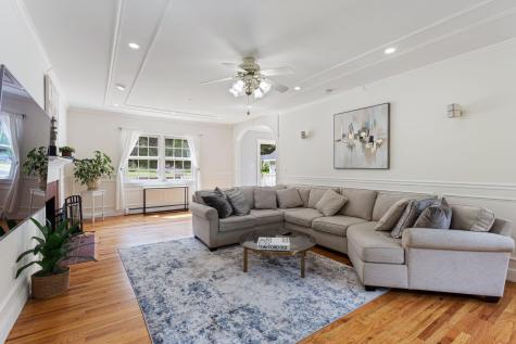 12 Summit Terrace Falmouth ME 04105