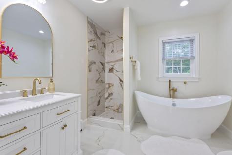 12 Summit Terrace Falmouth ME 04105