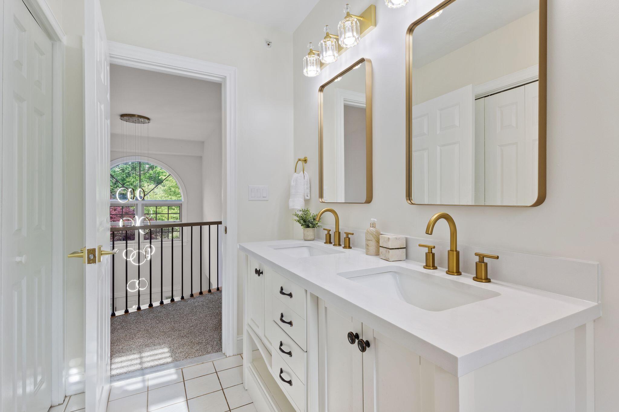 12 Summit Terrace Falmouth ME 04105