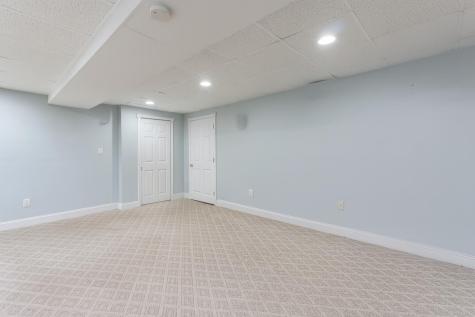 12 Summit Terrace Falmouth ME 04105