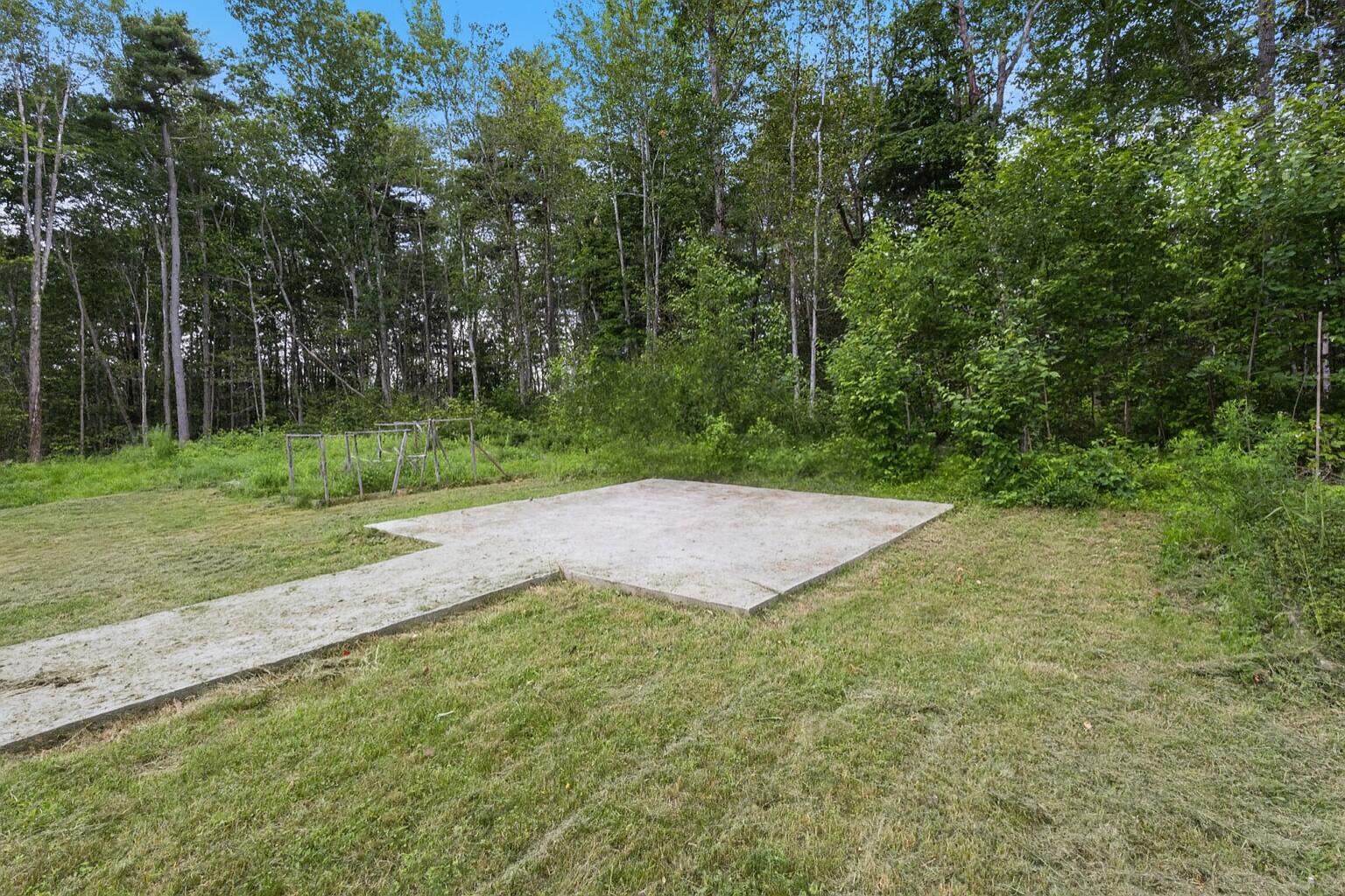 12 Summit Terrace Falmouth ME 04105