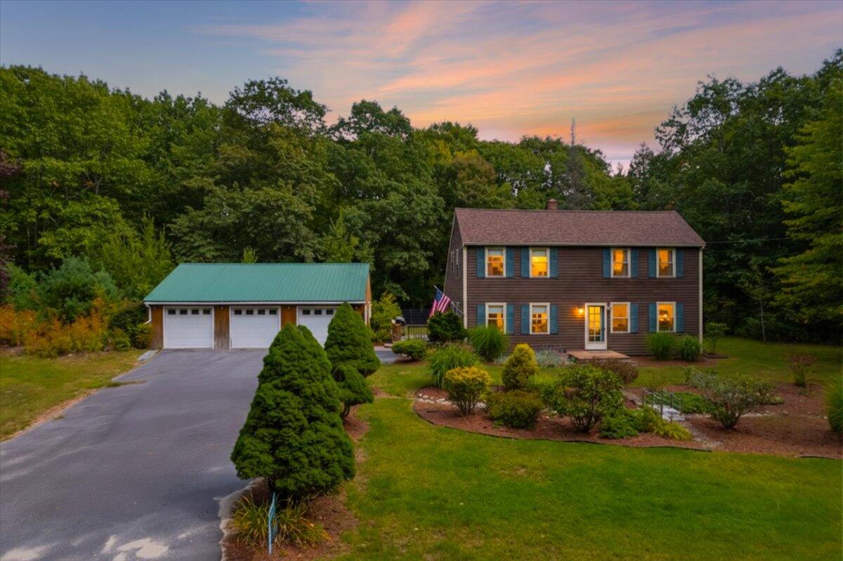 30 Oxbow Circle Naples ME 04055