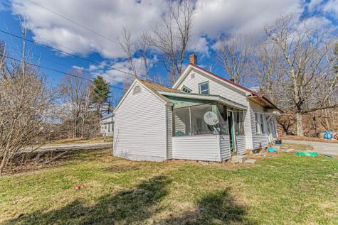 29 Cross Street Wilton ME 04294