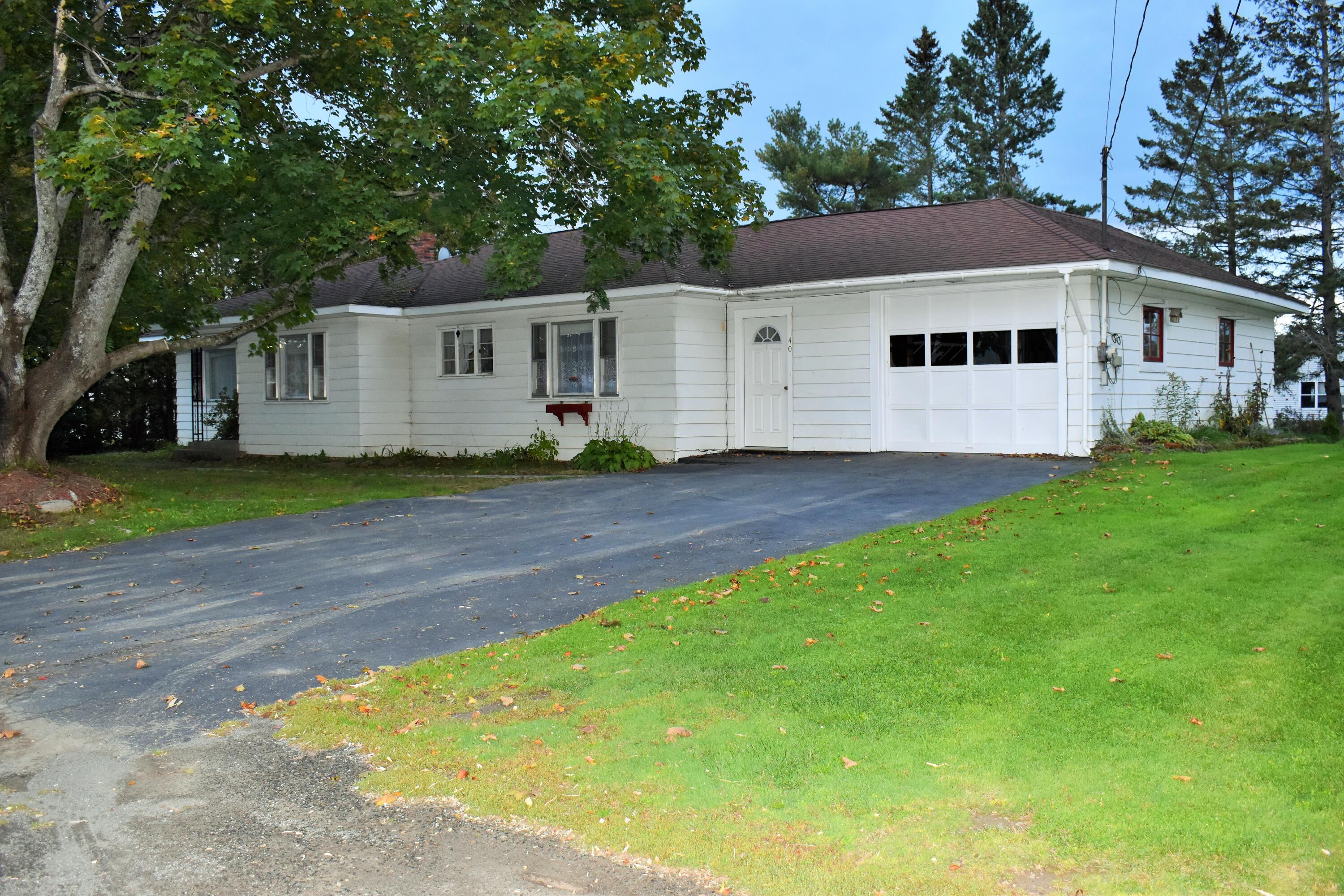 40 Exeter Road Corinna ME 04928