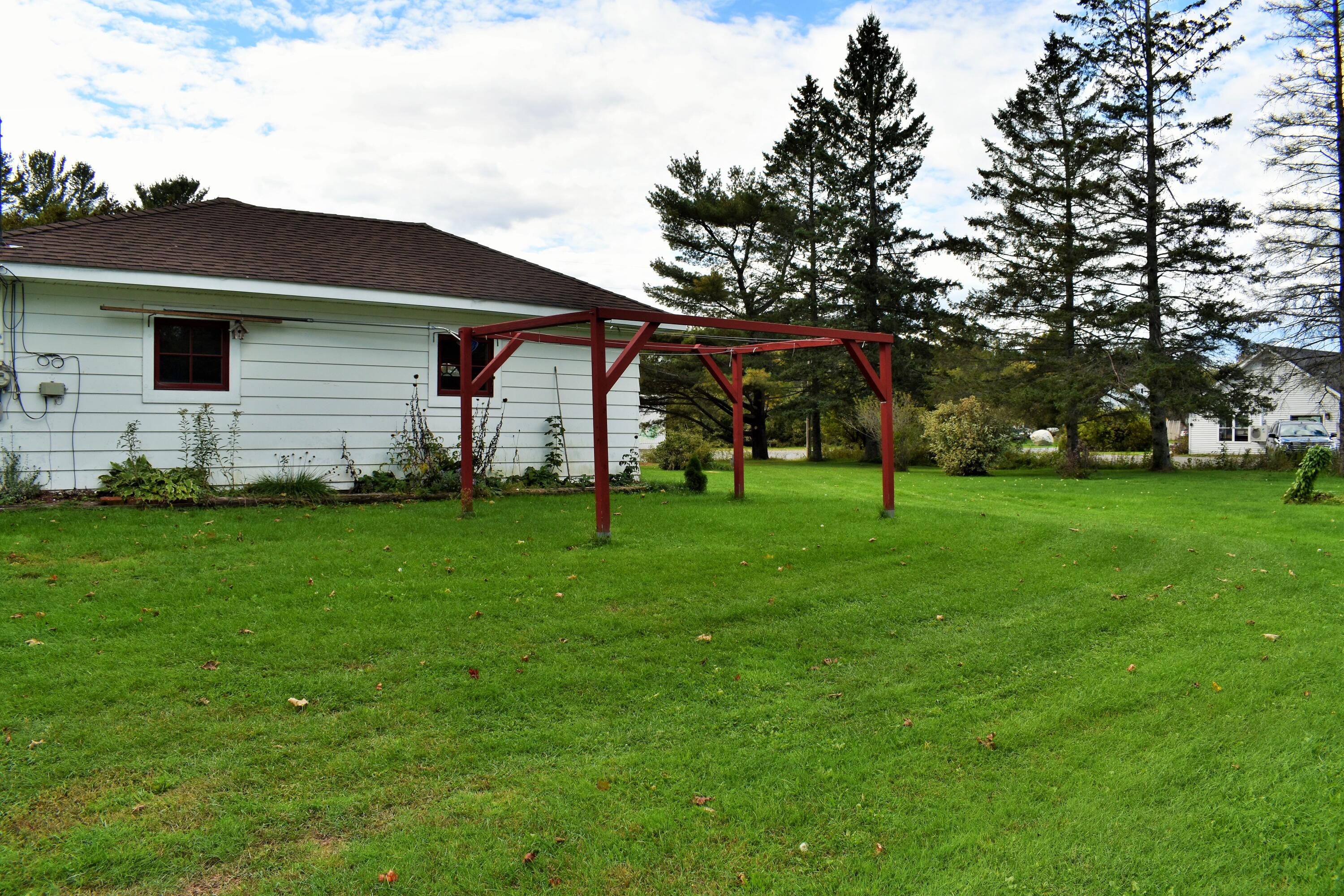40 Exeter Road Corinna ME 04928