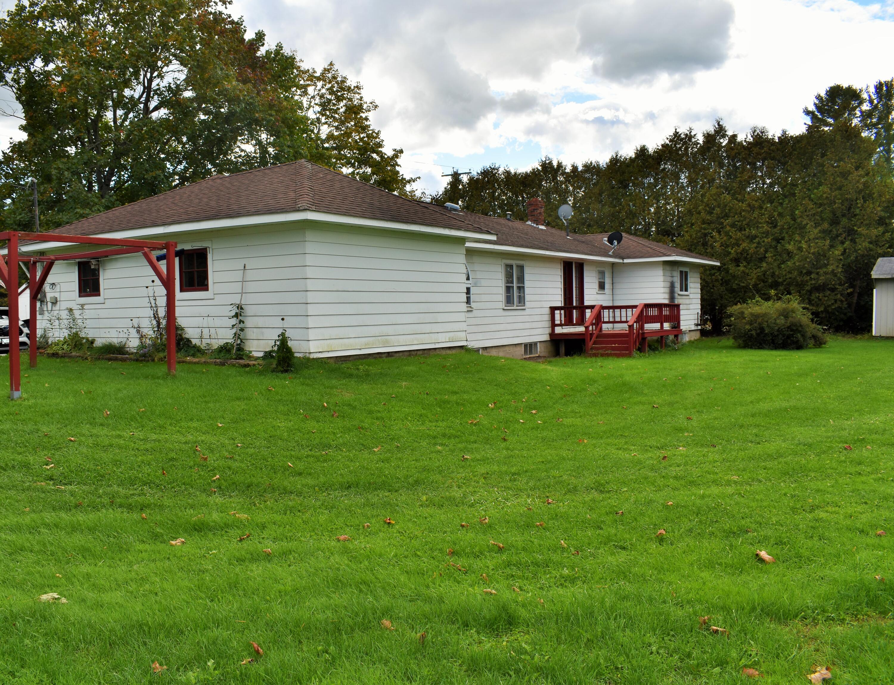 40 Exeter Road Corinna ME 04928