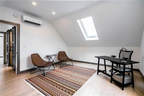 87 Newbury Street Portland ME 04101