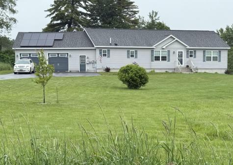 68 Lubear Way Auburn ME 04210