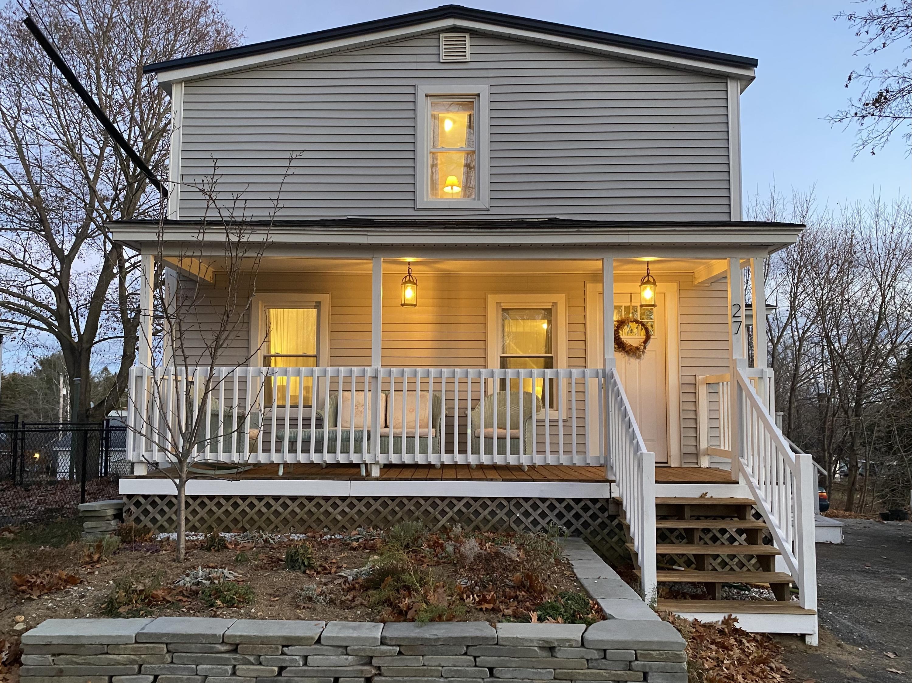 27 Thorne Avenue Lewiston ME 04240