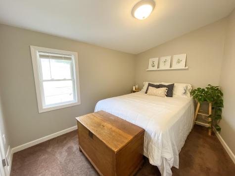 27 Thorne Avenue Lewiston ME 04240