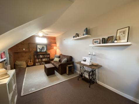 27 Thorne Avenue Lewiston ME 04240