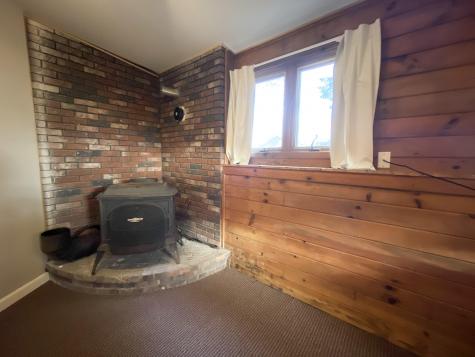 27 Thorne Avenue Lewiston ME 04240