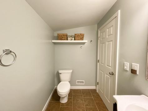 27 Thorne Avenue Lewiston ME 04240