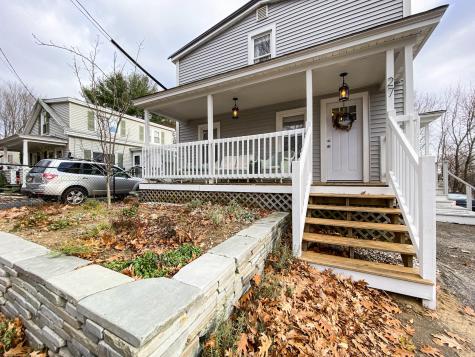 27 Thorne Avenue Lewiston ME 04240