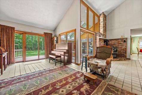 79 Waterhouse Road Dayton ME 04005