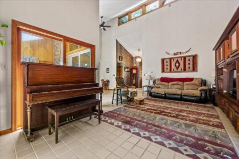 79 Waterhouse Road Dayton ME 04005