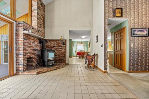 79 Waterhouse Road Dayton ME 04005