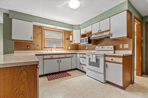 79 Waterhouse Road Dayton ME 04005