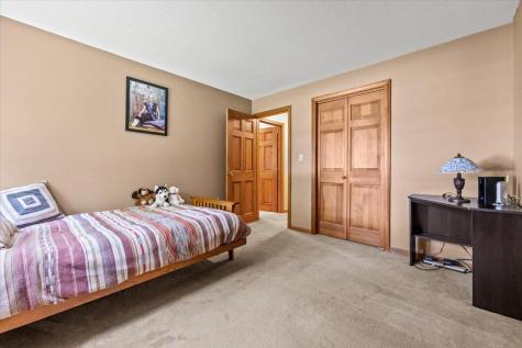 79 Waterhouse Road Dayton ME 04005