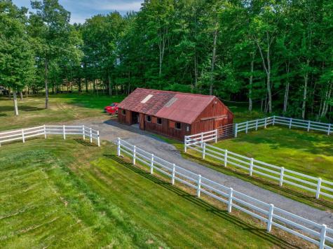 79 Waterhouse Road Dayton ME 04005