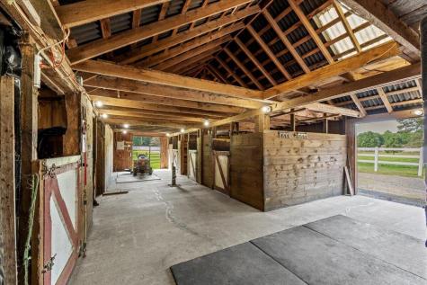 79 Waterhouse Road Dayton ME 04005