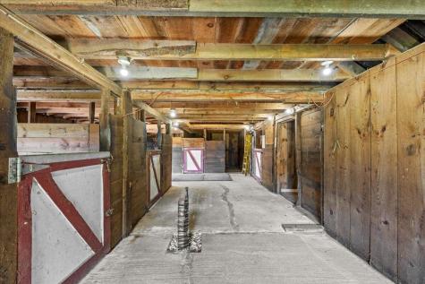 79 Waterhouse Road Dayton ME 04005