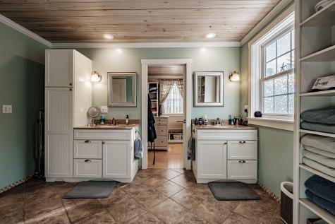 41 Pleasant Street Norway ME 04268