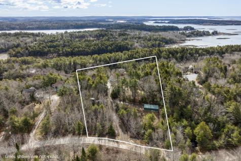 42 Ridgeview Lane Harpswell ME 04079