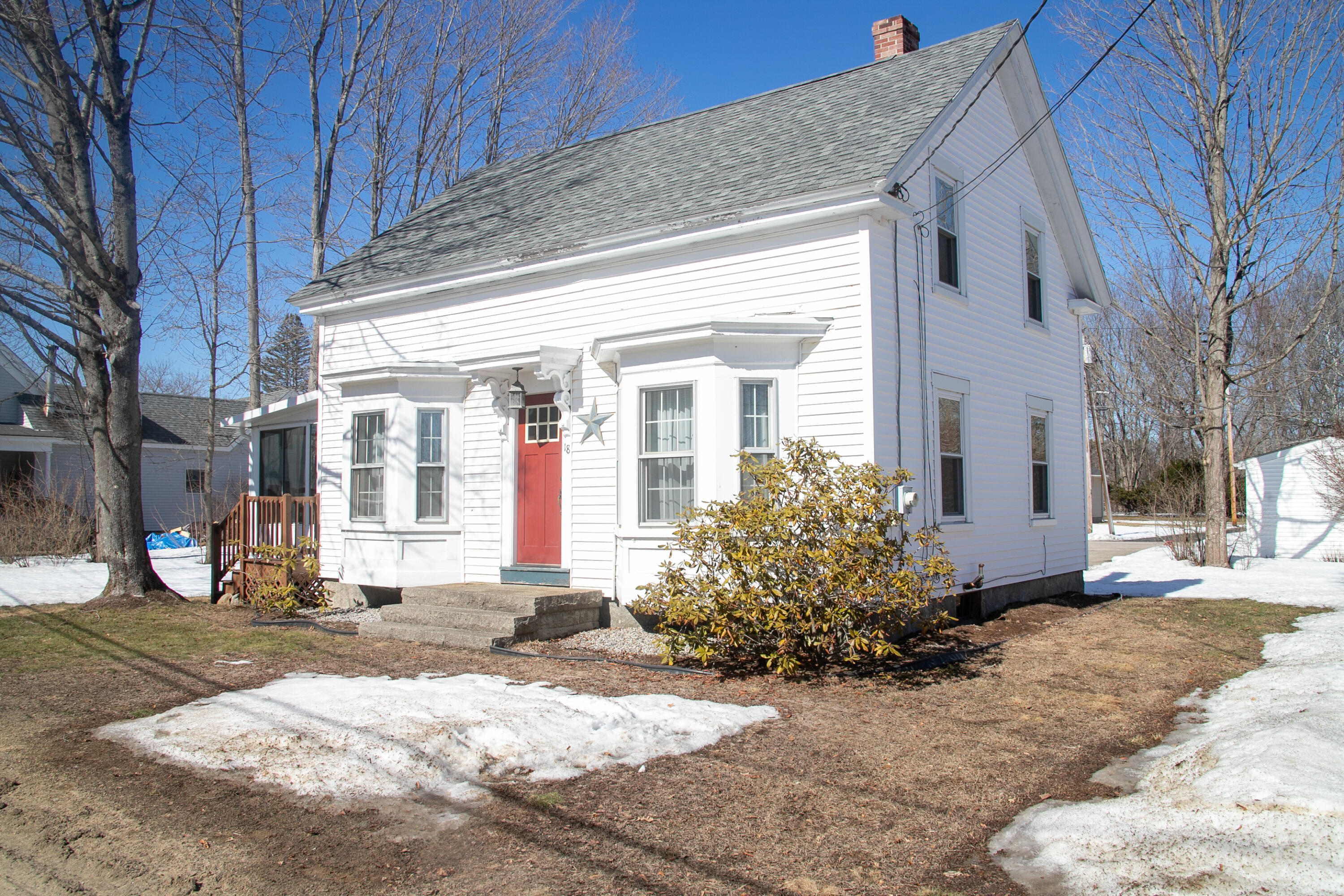 18 Maple Street North Berwick ME 03906