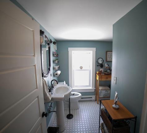 18 Maple Street North Berwick ME 03906