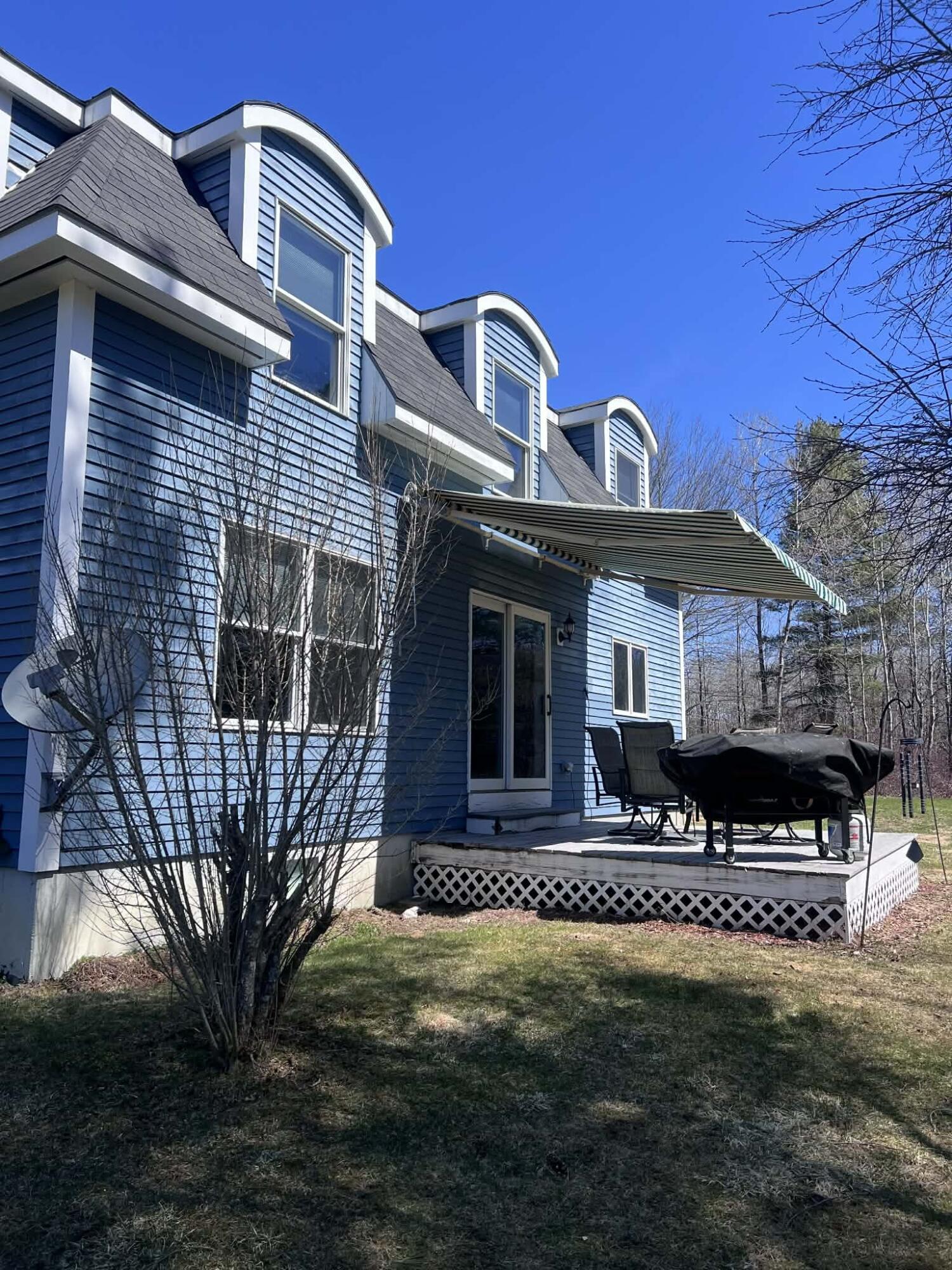 79 S Pleasant Street Bowdoinham ME 04008