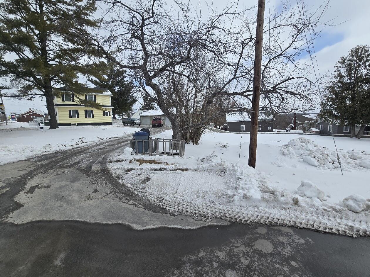 15 Bennett Drive Caribou ME 04736