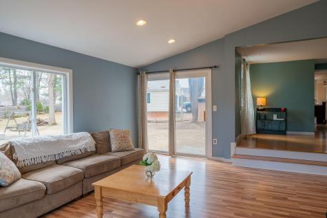 7 Patricia Road Brunswick ME 04011