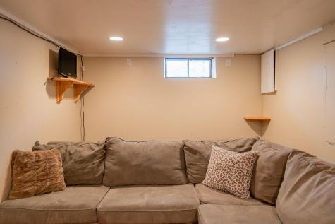 7 Patricia Road Brunswick ME 04011