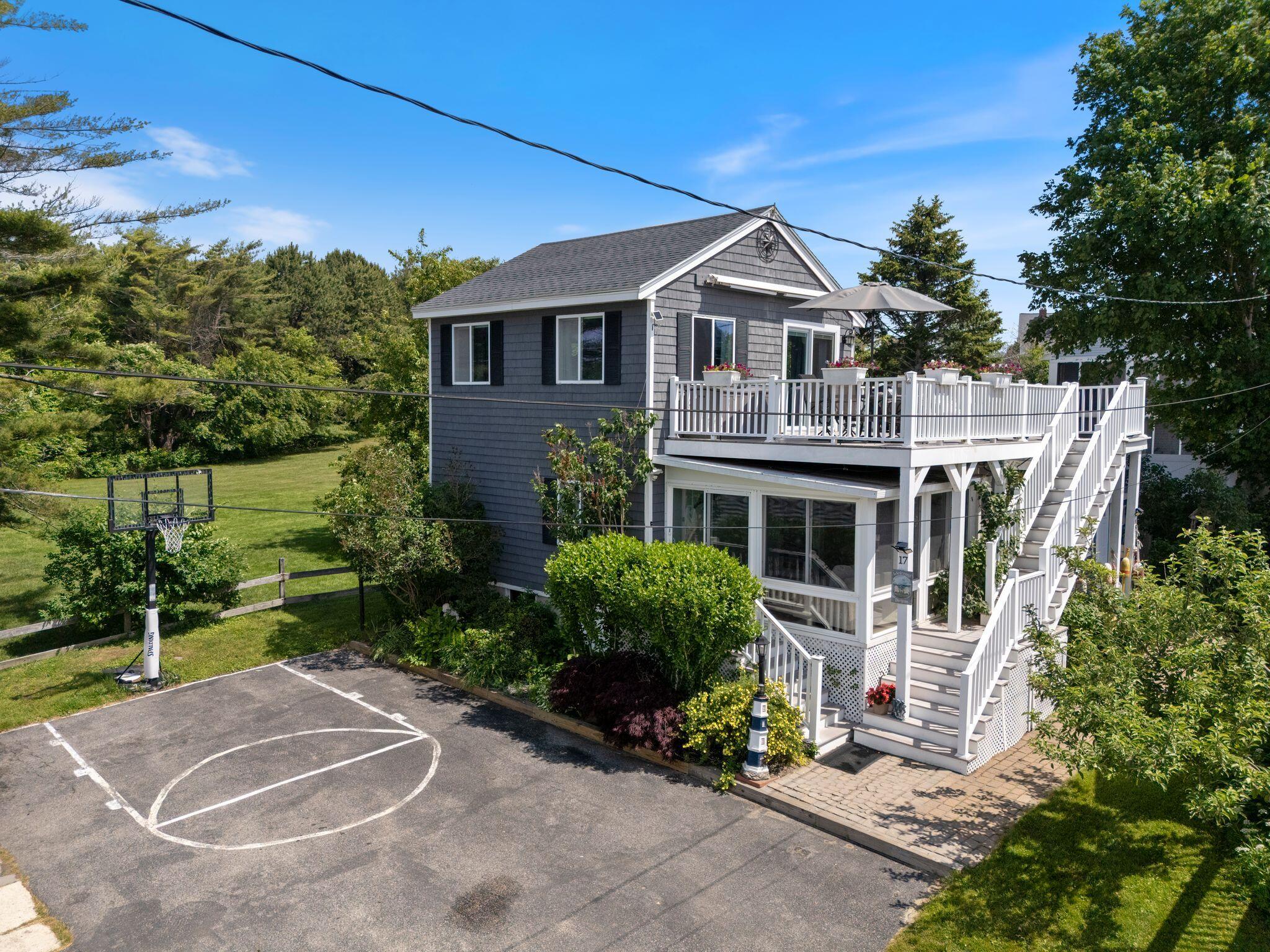 17 Clifford Lane Wells ME 04090