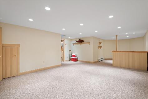 88 Woods Road Belfast ME 04915