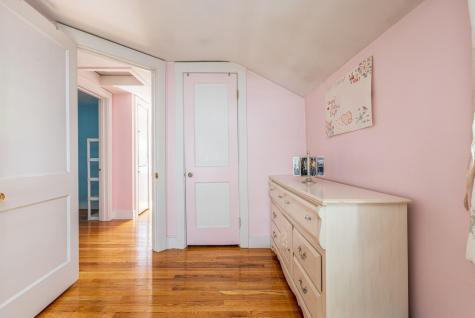 9 Wayne Street Portland ME 04102