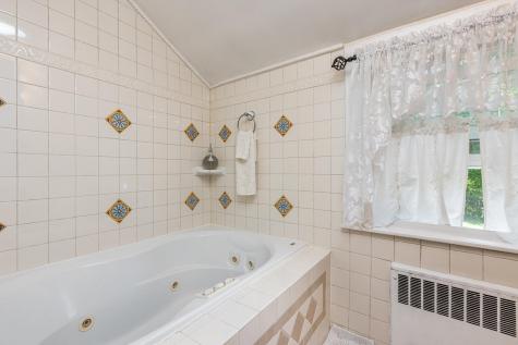 9 Wayne Street Portland ME 04102