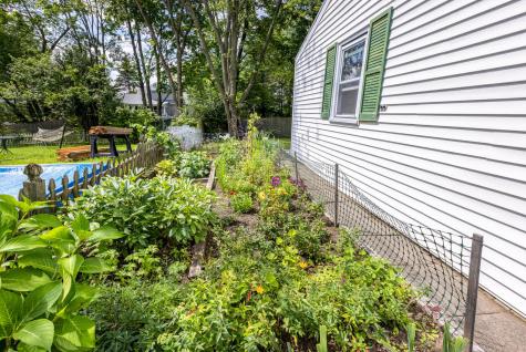 9 Wayne Street Portland ME 04102