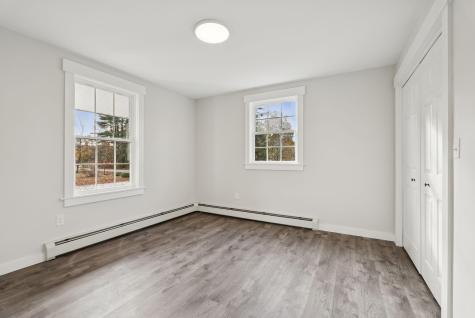 1 Pine Lane Raymond ME 04071