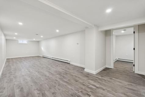 1 Pine Lane Raymond ME 04071