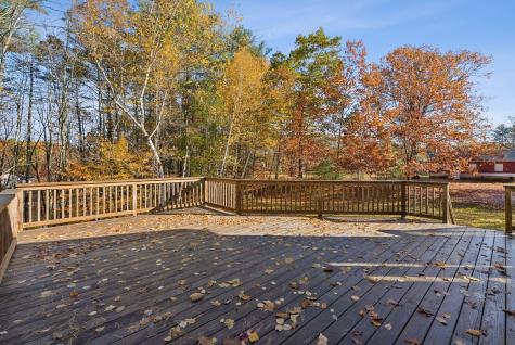 1 Pine Lane Raymond ME 04071