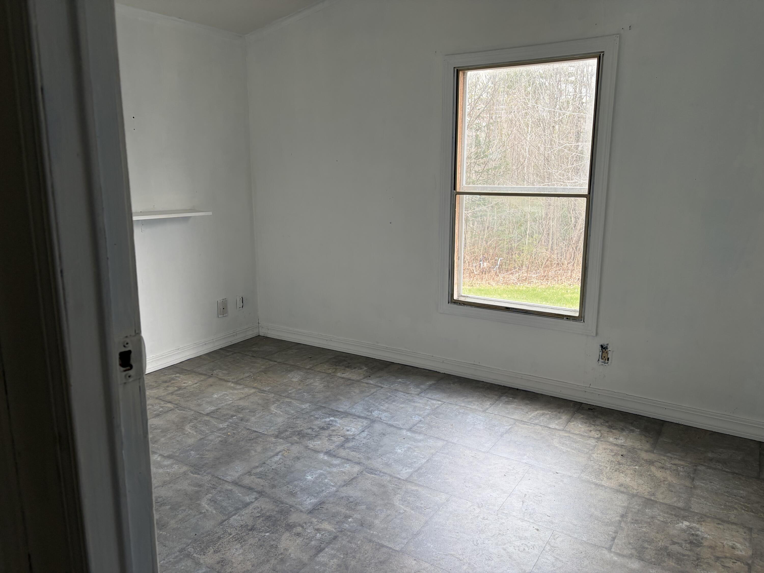 1 Skips Way Fairfield ME 04937
