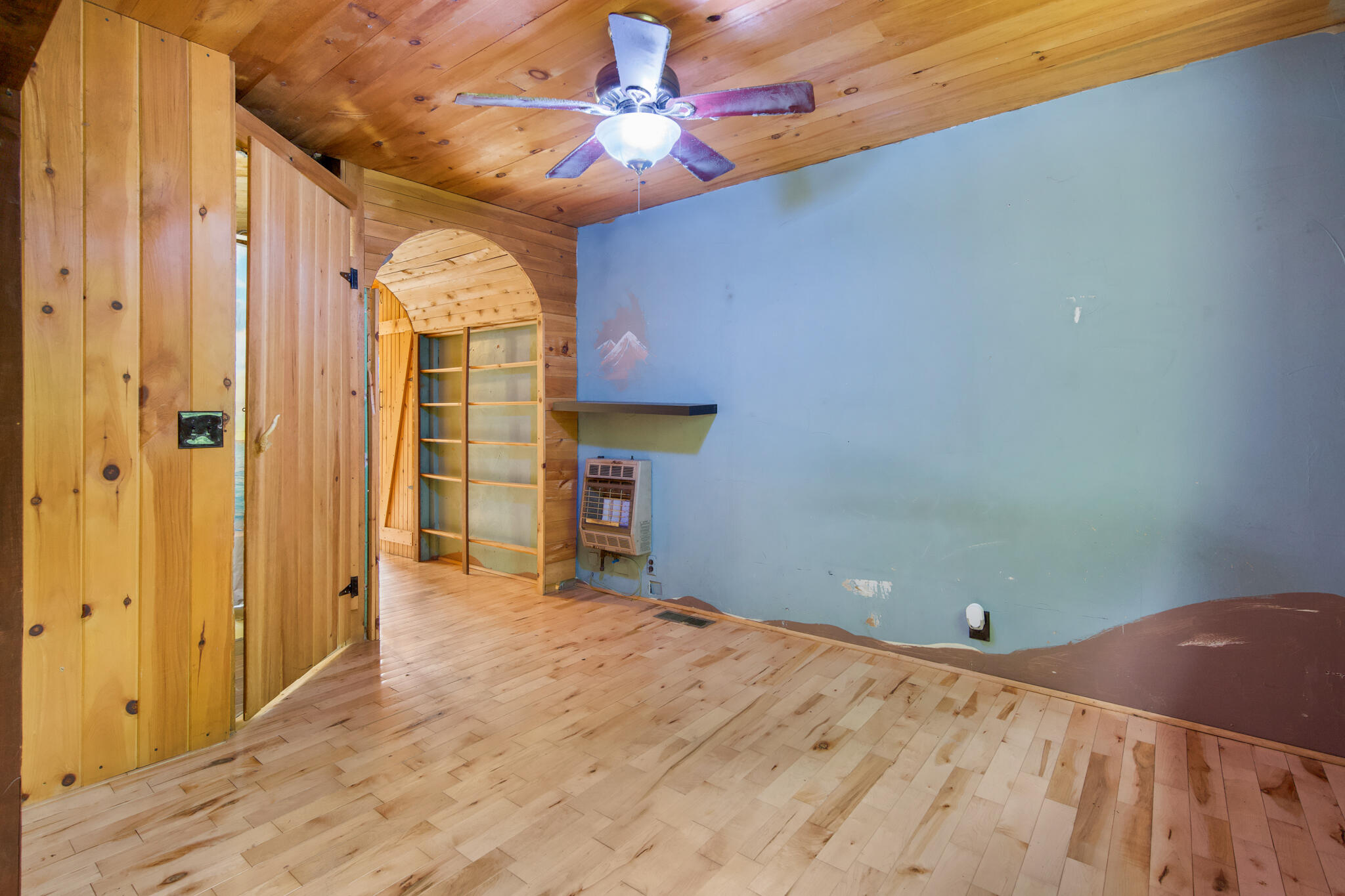 36 Palmer Road Etna ME 04434