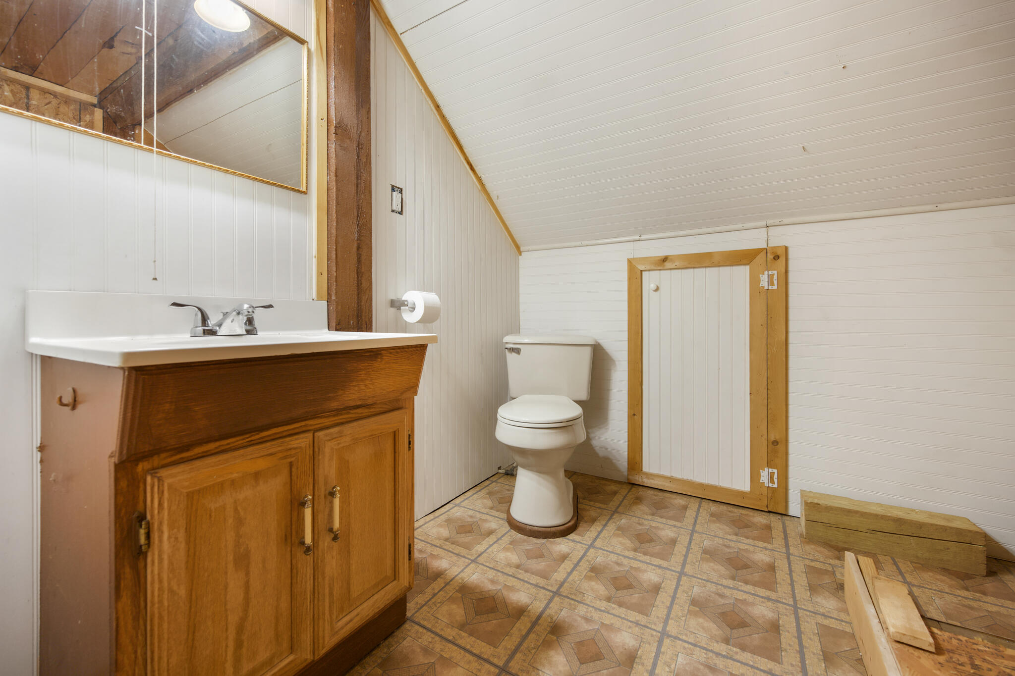 36 Palmer Road Etna ME 04434